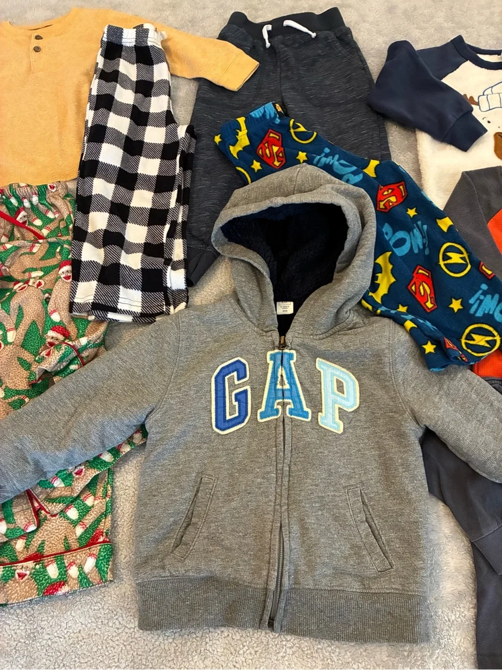 GAP clothing bundle